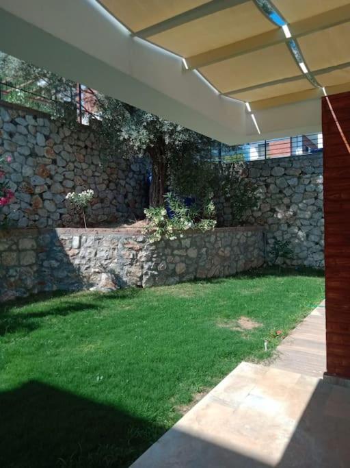 Alya, Spacious 4 Bed With Private Pool וילה פאטהיה