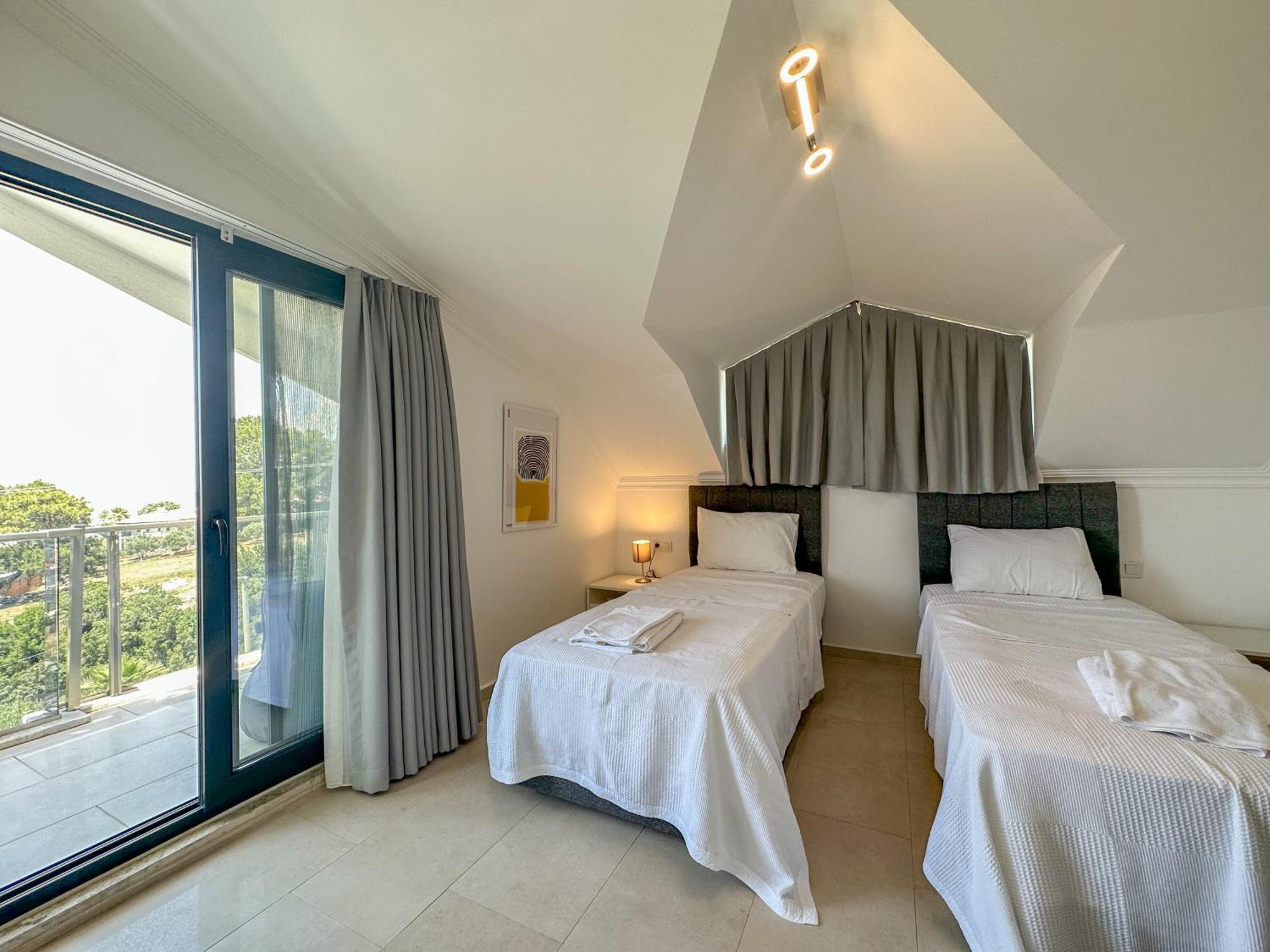 וילה Alya, Spacious 4 Bed With Private Pool *