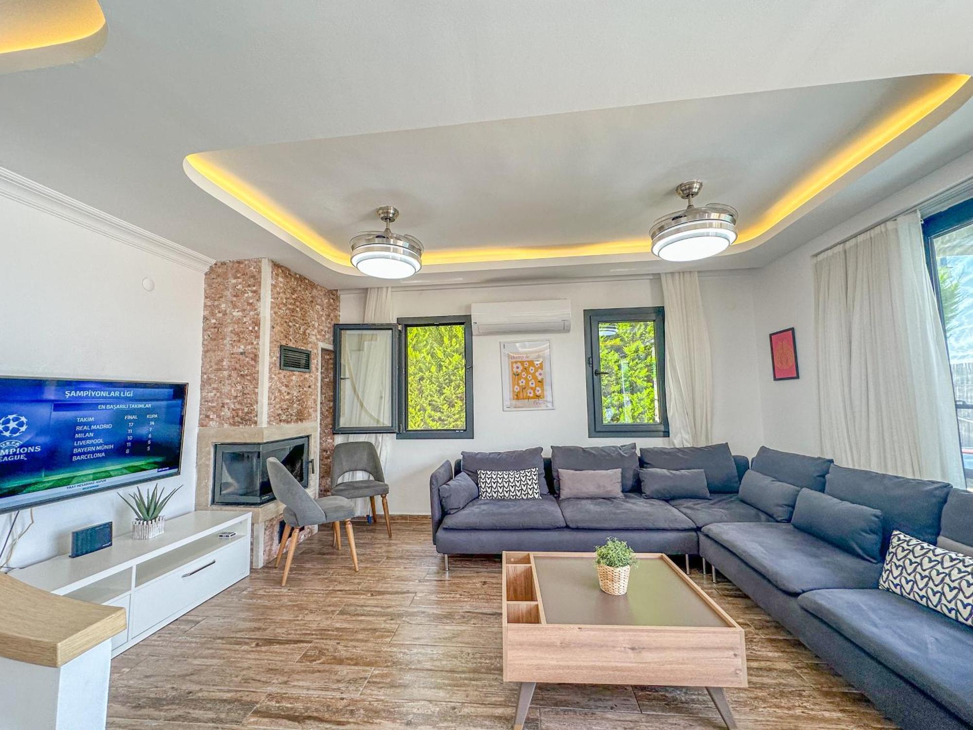 Alya, Spacious 4 Bed With Private Pool וילה *