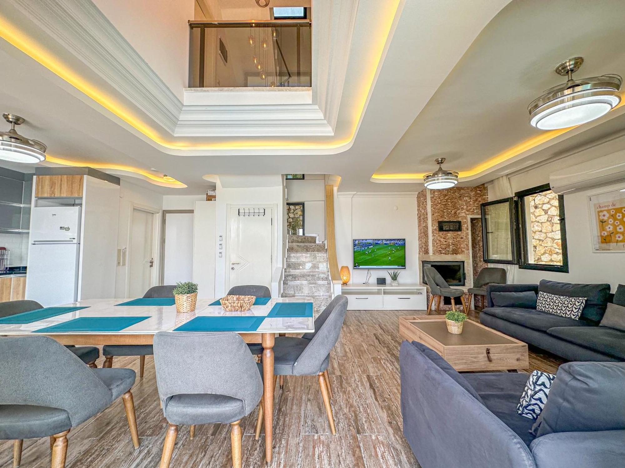 Alya, Spacious 4 Bed With Private Pool וילה